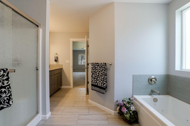 16337 Lava Drive, La Pine, OR 97739