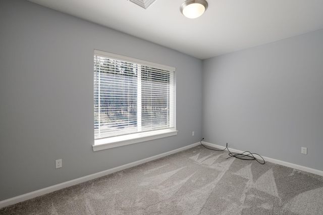 16337 Lava Drive, La Pine, OR 97739