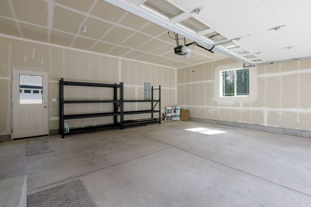 16337 Lava Drive, La Pine, OR 97739