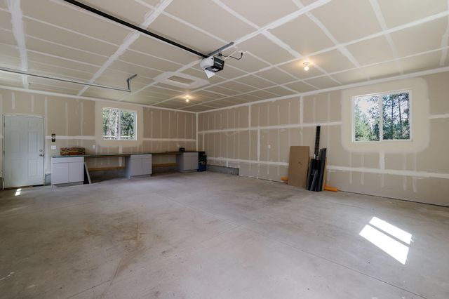 16337 Lava Drive, La Pine, OR 97739