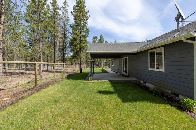 16337 Lava Drive, La Pine, OR 97739
