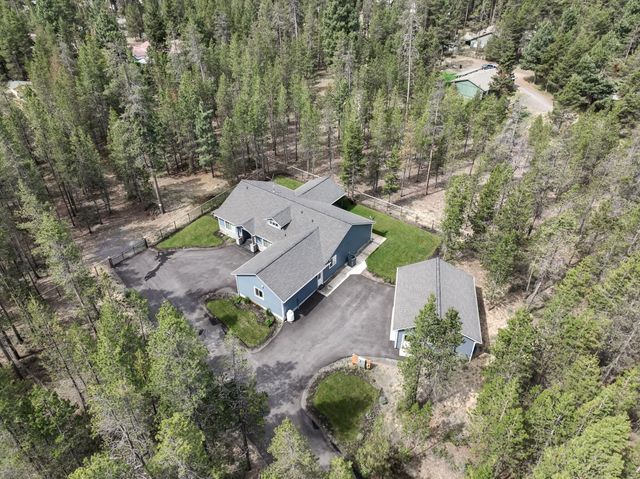16337 Lava Drive, La Pine, OR 97739