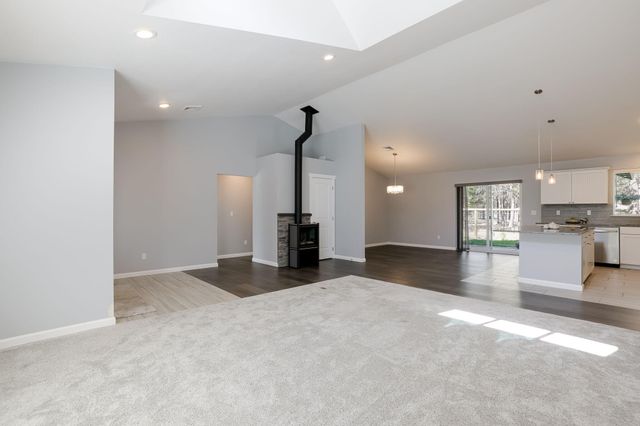 16337 Lava Drive, La Pine, OR 97739