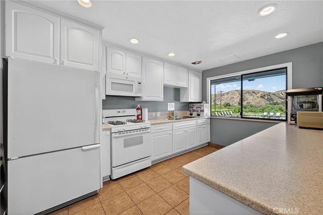11562 Chadwick, Corona, CA 92878