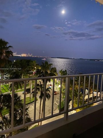 200 SE 15th Rd 7I, Miami, FL 33129