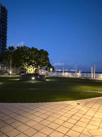200 SE 15th Rd 7I, Miami, FL 33129