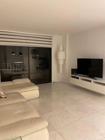 200 SE 15th Rd 7I, Miami, FL 33129