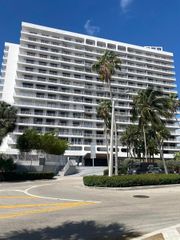 200 SE 15th Rd 7I, Miami, FL 33129