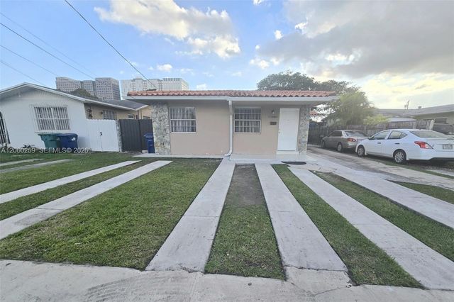 11040 SW 4th Street FRONT UNIT, Sweetwater, FL 33174