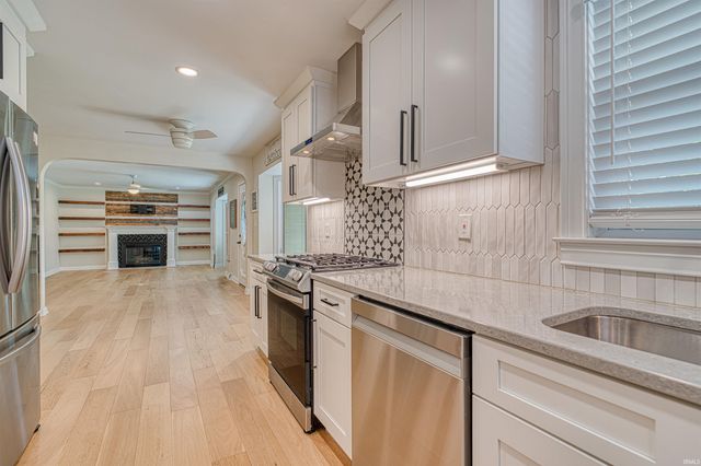 2701 W Mill Road, Evansville, IN 47720