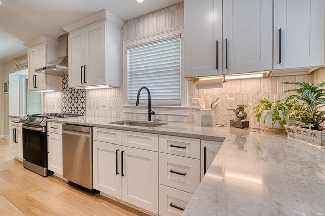 2701 W Mill Road, Evansville, IN 47720