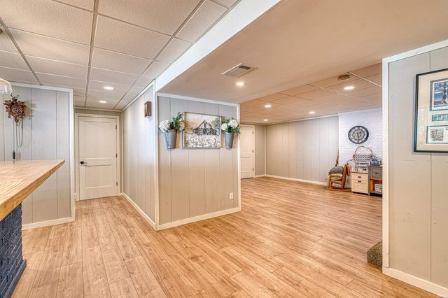 2701 W Mill Road, Evansville, IN 47720