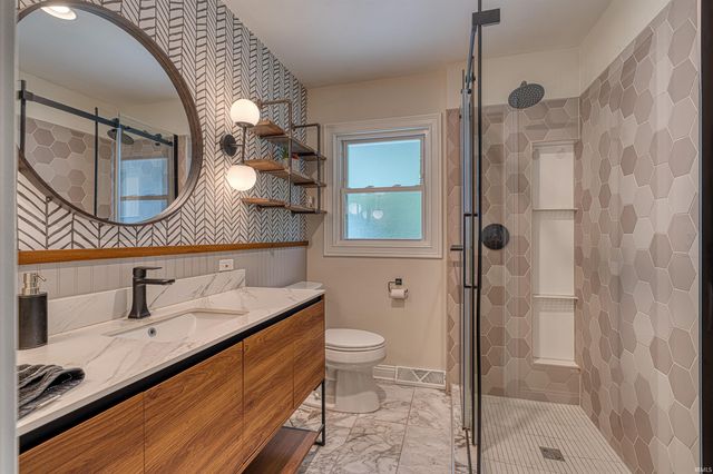 2701 W Mill Road, Evansville, IN 47720