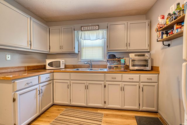 2701 W Mill Road, Evansville, IN 47720