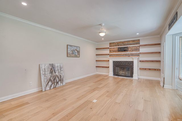 2701 W Mill Road, Evansville, IN 47720