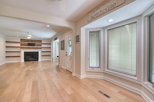 2701 W Mill Road, Evansville, IN 47720