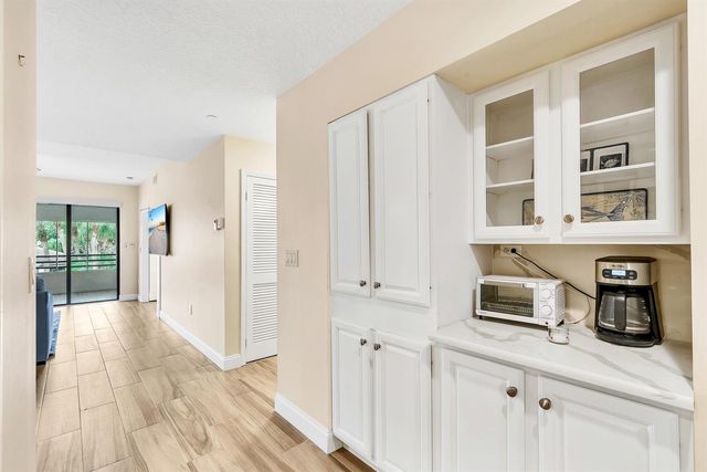 827 Oak Harbour Drive, Juno Beach, FL 33408