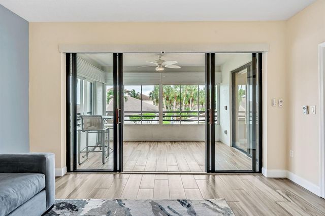 827 Oak Harbour Drive, Juno Beach, FL 33408