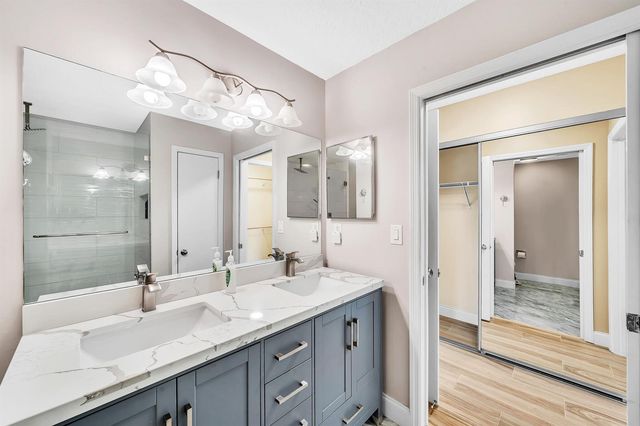 827 Oak Harbour Drive, Juno Beach, FL 33408