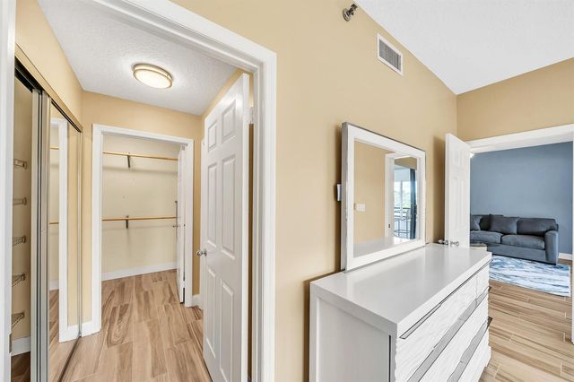 827 Oak Harbour Drive, Juno Beach, FL 33408
