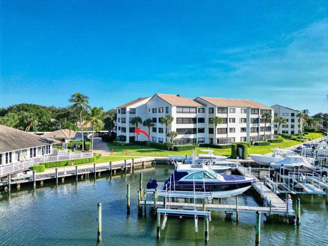 827 Oak Harbour Drive, Juno Beach, FL 33408