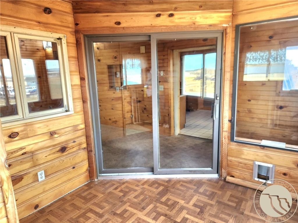 9705 Shepherd Road, Shepherd, MT 59079 photo 5