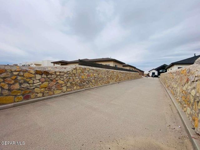 2320 TIERRA FABIAN Place, El Paso, TX 79938