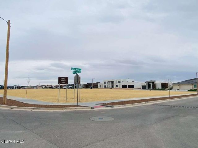 2320 TIERRA FABIAN Place, El Paso, TX 79938