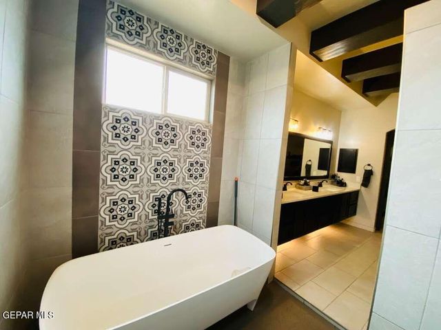 2320 TIERRA FABIAN Place, El Paso, TX 79938