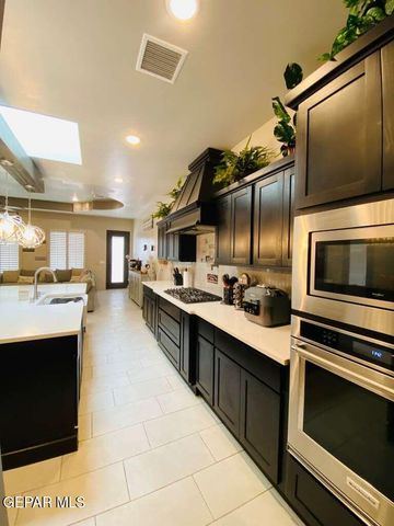 2320 TIERRA FABIAN Place, El Paso, TX 79938