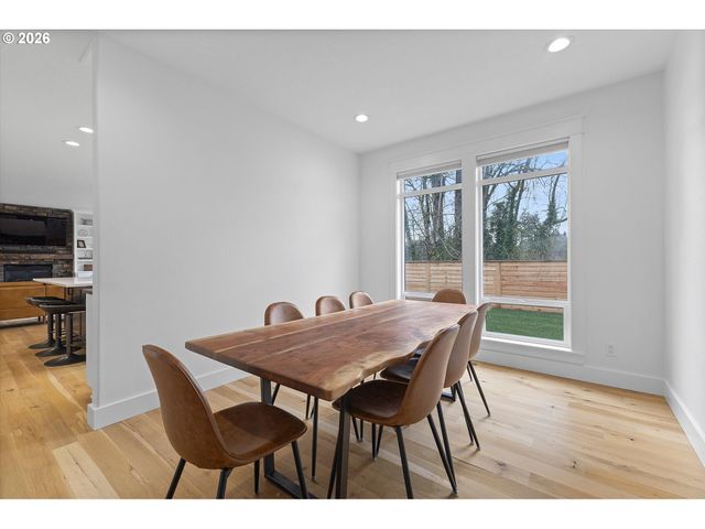 31373 Sw CHIA Loop, Wilsonville, OR 97070