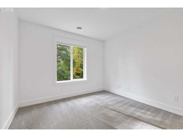 31373 Sw CHIA Loop, Wilsonville, OR 97070