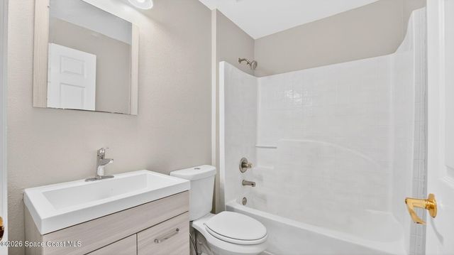 713 Cottbus Avenue NW, Palm Bay, FL 32907