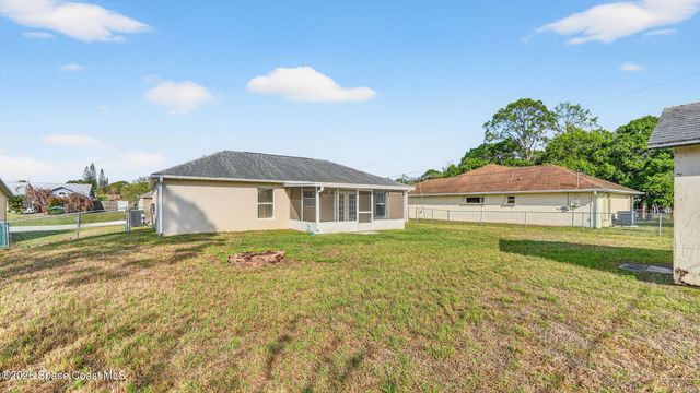 713 Cottbus Avenue NW, Palm Bay, FL 32907