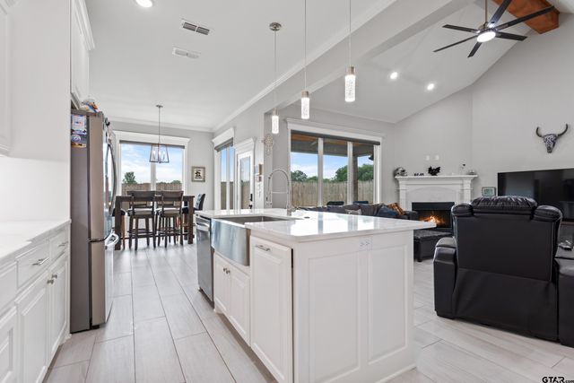 1207 Seagull Circle, Whitehouse, TX 75791
