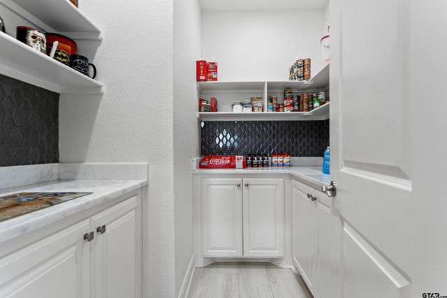1207 Seagull Circle, Whitehouse, TX 75791