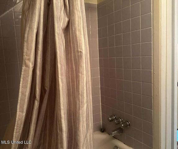 4302 Concord Street, Pascagoula, MS 39581