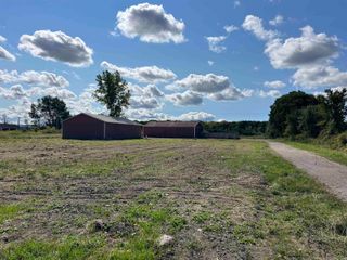 9671 Lindsey Road, Casco Twp, MI 48064