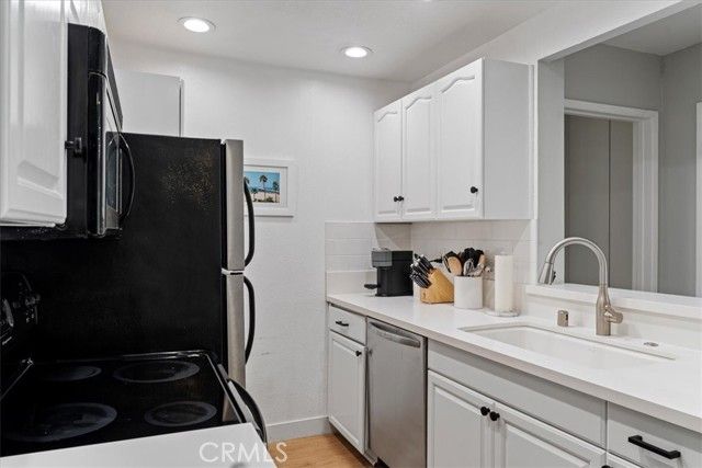 8163 Redlands 2, Playa Del Rey (los Angeles), CA 90293