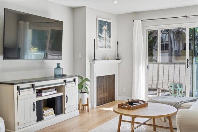 8163 Redlands 2, Playa Del Rey (los Angeles), CA 90293