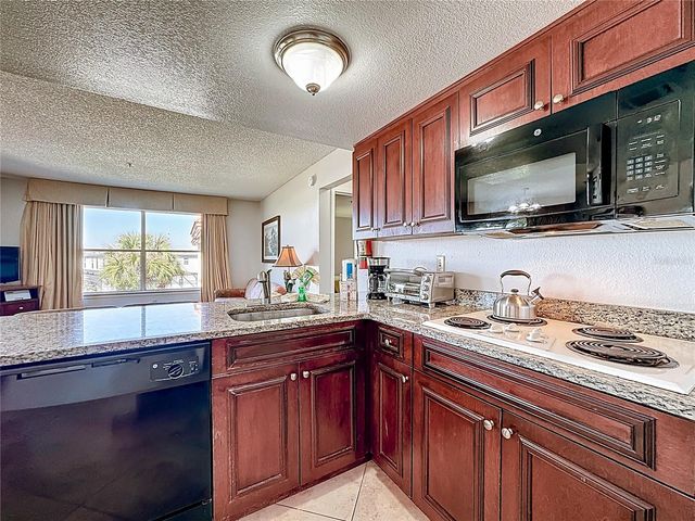 6337 PARC CORNICHE DRIVE 2304, Orlando, FL 32821