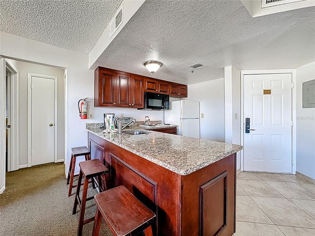 6337 PARC CORNICHE DRIVE 2304, Orlando, FL 32821
