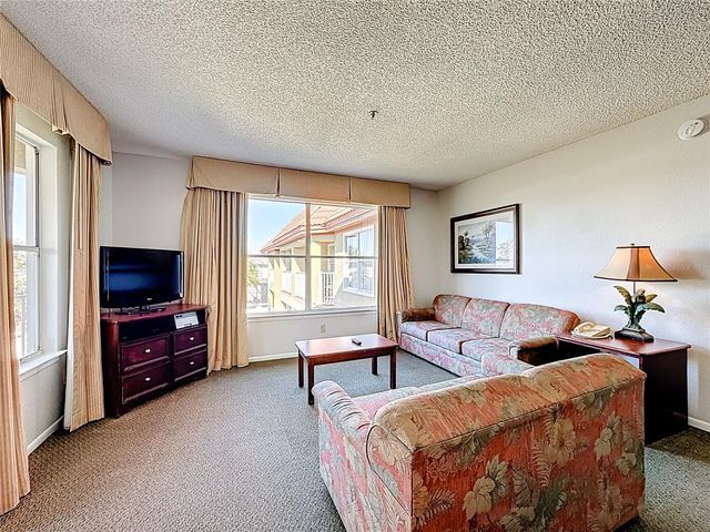 6337 PARC CORNICHE DRIVE 2304, Orlando, FL 32821