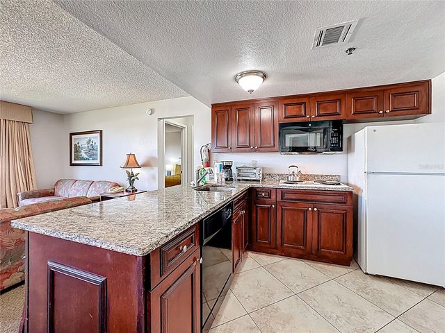 6337 PARC CORNICHE DRIVE 2304, Orlando, FL 32821