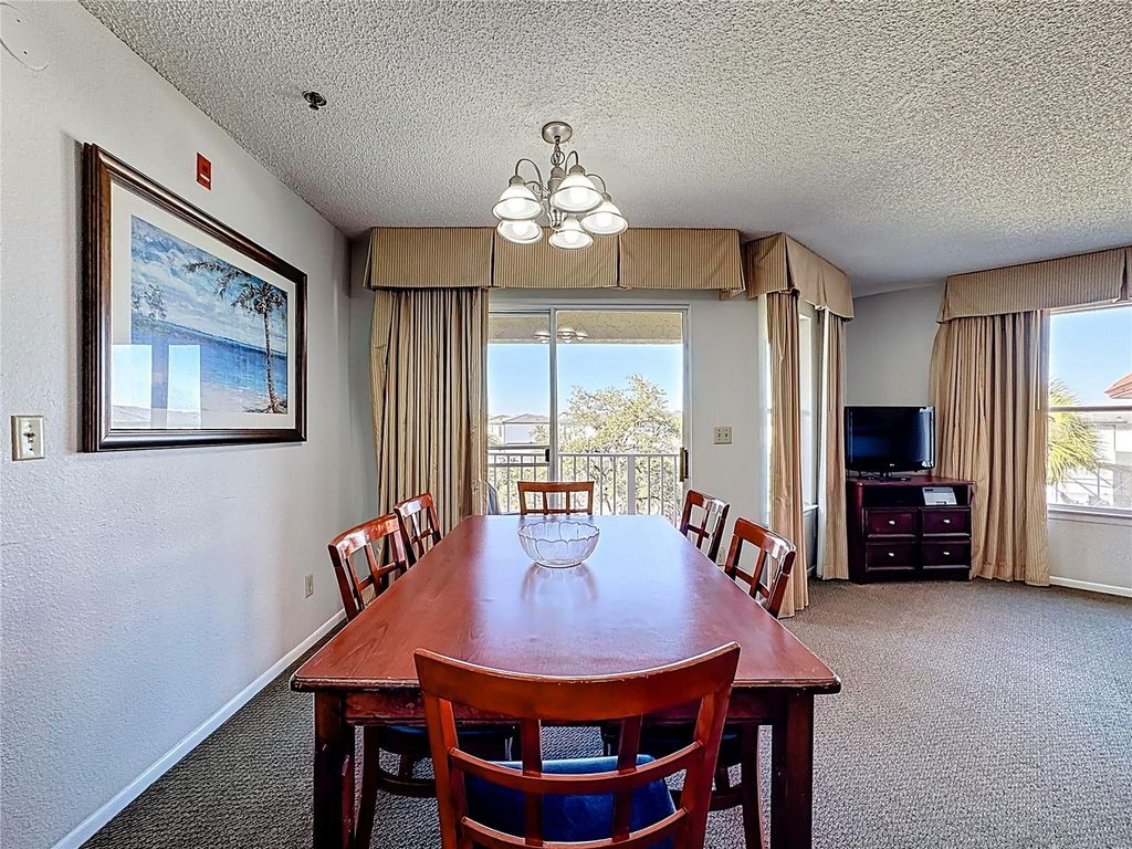 Image 16 of property listing at 6337 PARC CORNICHE DRIVE 2304, Orlando, FL 32821