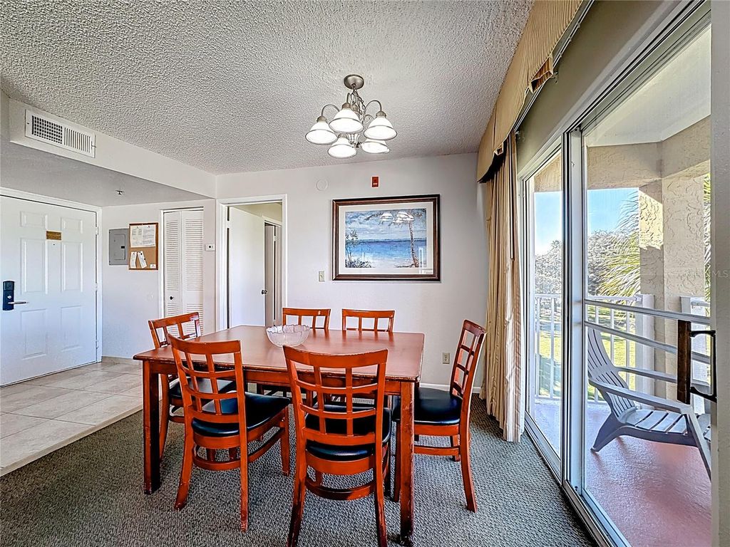 Image 18 of property listing at 6337 PARC CORNICHE DRIVE 2304, Orlando, FL 32821