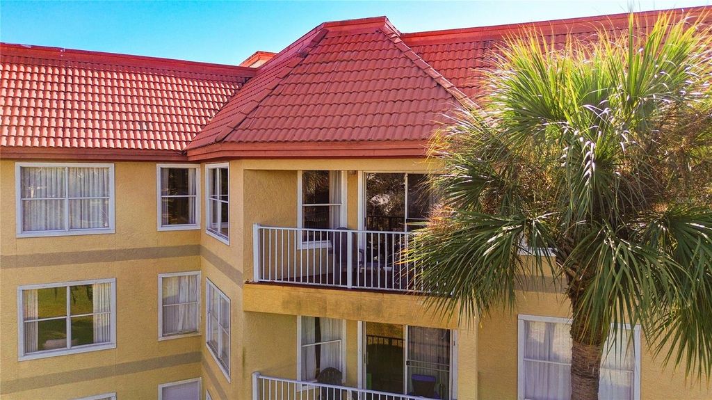 Image 36 of property listing at 6337 PARC CORNICHE DRIVE 2304, Orlando, FL 32821