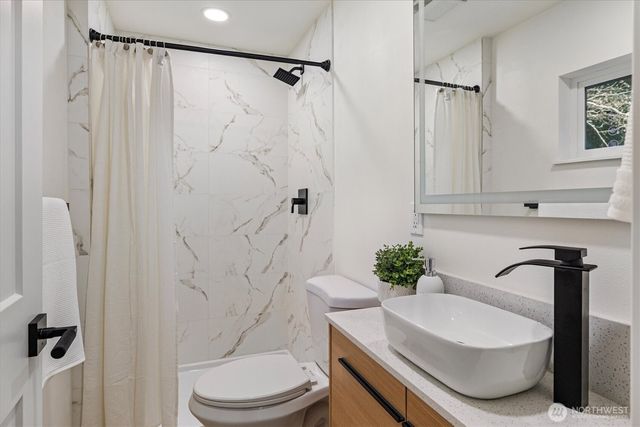 1807 193rd Avenue SW, Lakebay, WA 98349