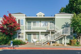 1501 La Esplanada Pl #326, Santa Rosa, CA 95404