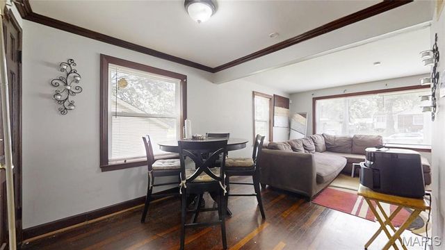 8007 Titus Road, St Louis, MO 63114